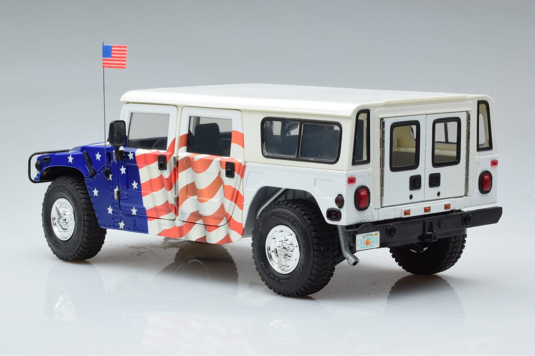 Hummer H1 General Gore-Lieberman USA 2000 Exoto 1:18 EX01807 Metal — zdjęcie 6 z 7