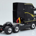 International Eagle Cabover Czarny IXO 1:43 - image 2 of 5