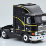 International Eagle Cabover Czarny IXO 1:43 - image 3 of 5
