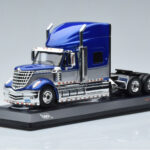 International Lonestar Niebieski IXO 1:43 TR118