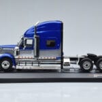 International Lonestar Niebieski IXO 1:43 TR118 - image 3 of 6