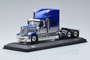 International Lonestar Niebieski IXO 1:43 TR118