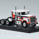 International Transtar 4300 Biały IXO 1:43 - image 4 of 6