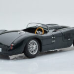 Jaguar C-Type Zielony AUTOart 1:18 - image 4 of 8