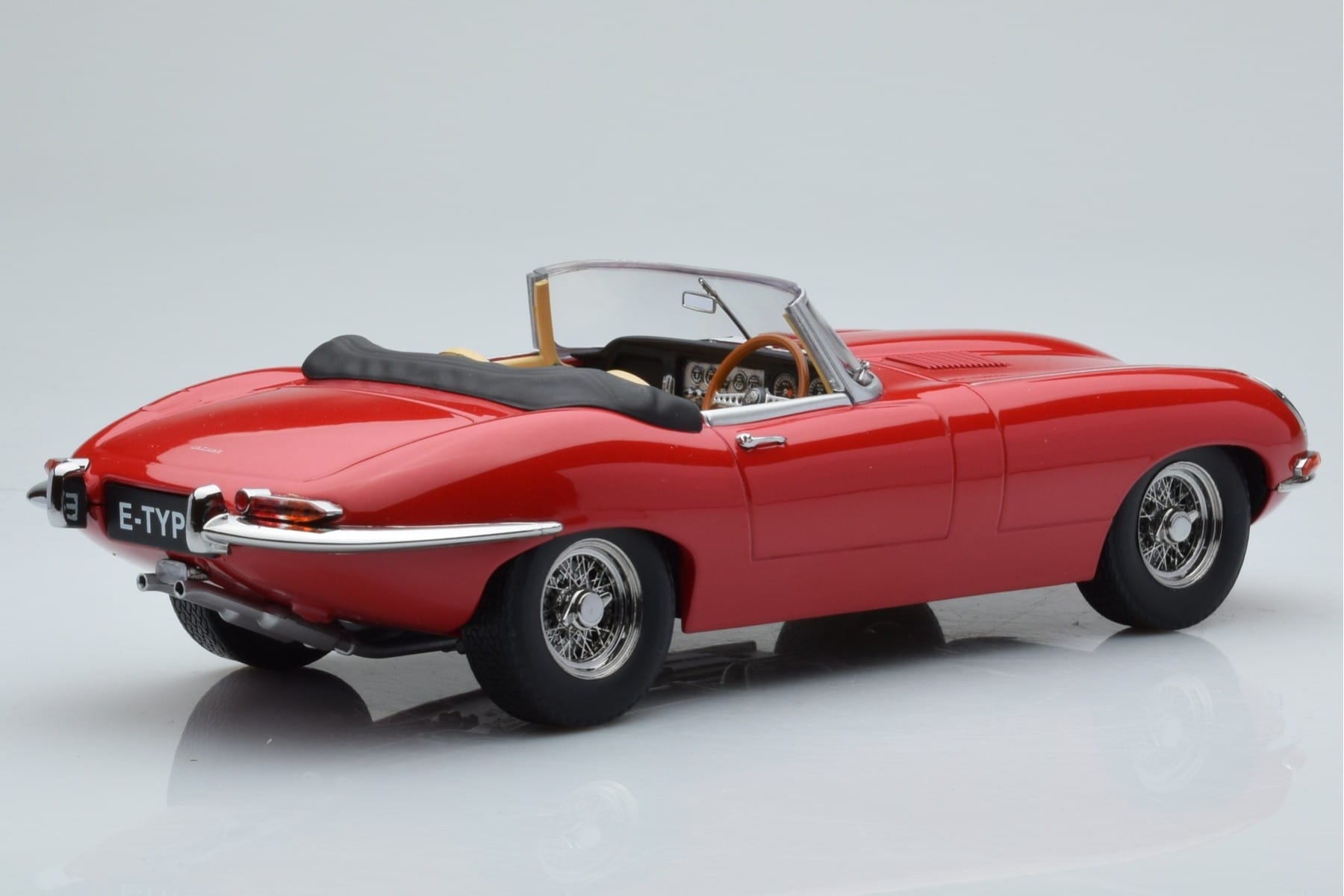 Jaguar E-Type Series 1 Roadster Czerwony KK-Scale 1:18 KKDC180482 Metal — zdjęcie 2 z 6