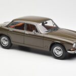 Jaguar XJ6 Series 1 4.2 Sable Brązowy Paragon 1:18 2011004 - image 6 of 8