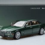 Jaguar XJ6 X350 Racing Zielony Almost Real 1:18 - image 13 of 13