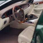 Jaguar XJ6 X350 Racing Zielony Almost Real 1:18 - image 8 of 13