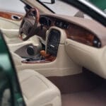 Jaguar XJ6 X350 Racing Zielony Almost Real 1:18 - image 9 of 13