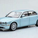 Jaguar XJ6 X350 Seafrost Jasny Niebieski Almost Real 1:18