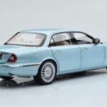 Jaguar XJ6 X350 Seafrost Jasny Niebieski Almost Real 1:18 - image 4 of 11
