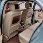 Jaguar XJ6 X350 Seafrost Jasny Niebieski Almost Real 1:18 - image 10 of 11