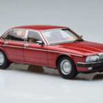 Jaguar XJ6 XJ40 Flamenco Czerwony Almost Real 1:18 - image 6 of 11