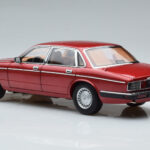 Jaguar XJ6 XJ40 Flamenco Czerwony Almost Real 1:18 - image 7 of 11