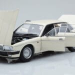 Jaguar XJ6 XJ40 Glacier Biały Almost Real 1:18 - image 2 of 11