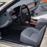 Jaguar XJ6 XJ40 Glacier Biały Almost Real 1:18 - image 8 of 11