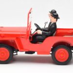 Jeep Willys Tintin 2 Figurki UT Models 1:18 - image 3 of 6