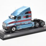 Kenworth T2000 Jasnoniebieski Czerwony IXO 1:43 TR180 - image 2 of 4