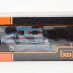 Kenworth T2000 Jasnoniebieski Czerwony IXO 1:43 TR180 - image 3 of 4