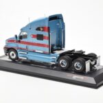 Kenworth T2000 Jasnoniebieski Czerwony IXO 1:43 TR180 - image 4 of 4