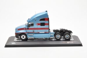 Kenworth T2000 Jasnoniebieski Czerwony IXO 1:43 TR180