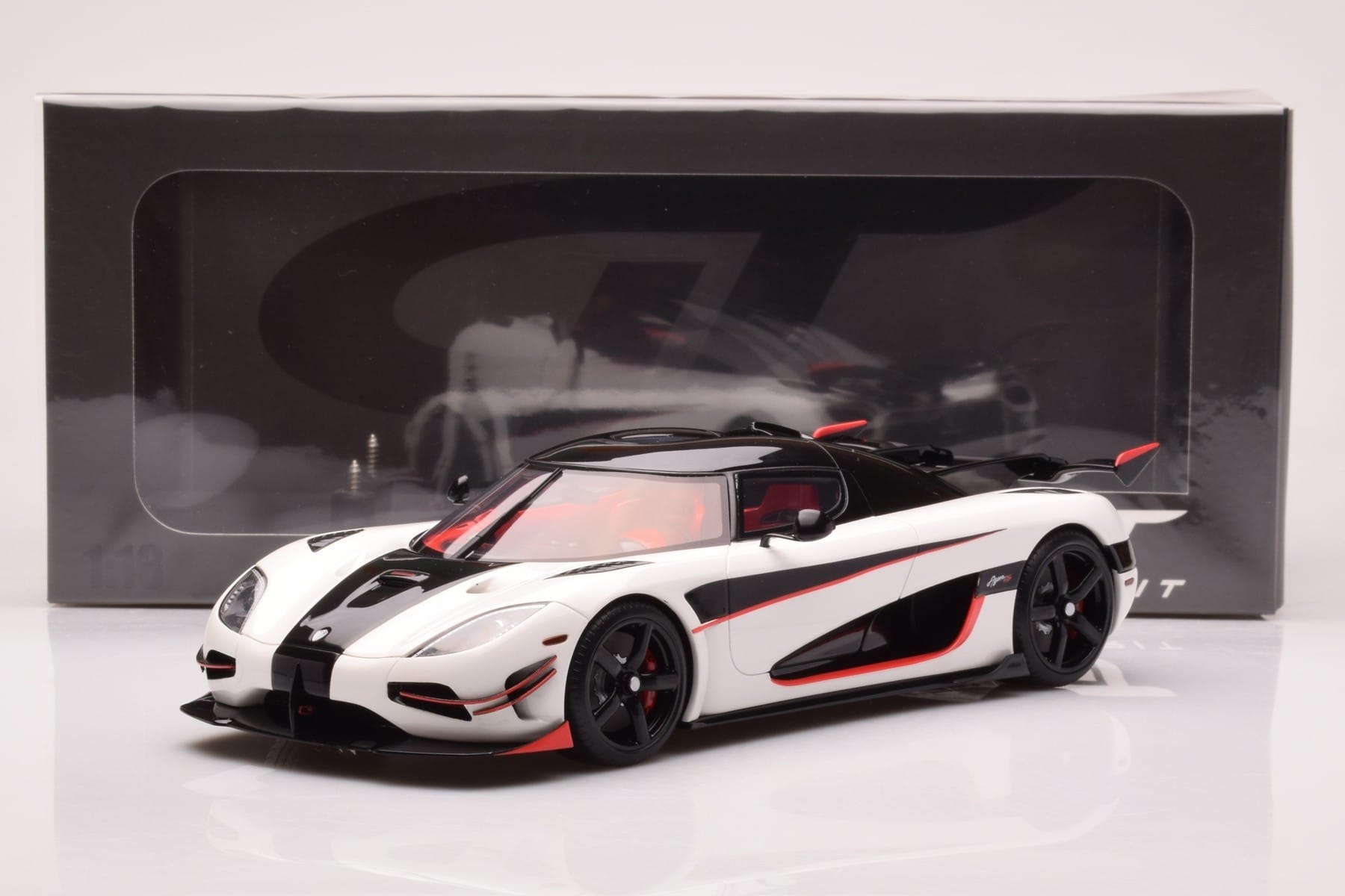 Koenigsegg Agera RS Arctic Biały GT Spirit 1:18 GT877 Żywica — zdjęcie 6 z 6