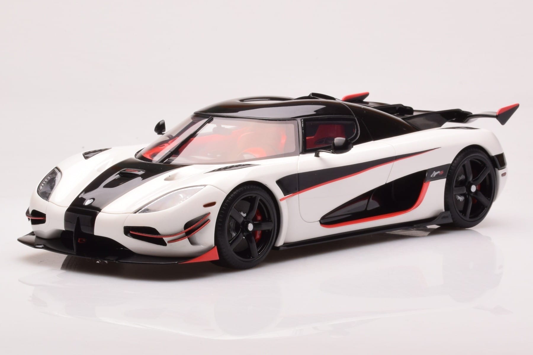 Koenigsegg Agera RS Arctic Biały GT Spirit 1:18 GT877 Żywica
