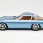 Lamborghini 350 GT Jasnoniebieski Metaliczny CMR 1:18 CMR002 - image 3 of 6