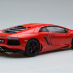 Lamborghini Aventador LP700-4 Andromeda Czerwony AUTOart 1:18 - image 3 of 10