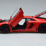 Lamborghini Aventador LP700-4 Andromeda Czerwony AUTOart 1:18 - image 4 of 10