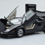 Lamborghini Countach LP5000S Czarny AUTOart 1:18 - image 2 of 10