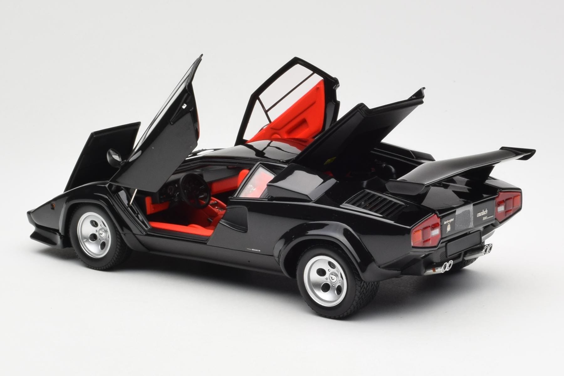 Lamborghini Countach LP 5000 Quattrovalvole Czarny Kyosho 1:18 08320BK Metal — zdjęcie 5 z 8