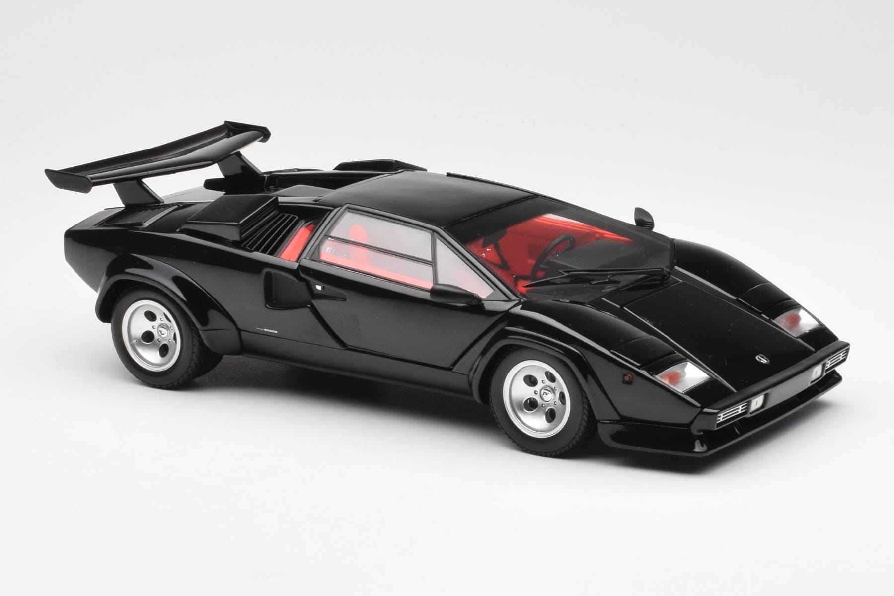 Lamborghini Countach LP 5000 Quattrovalvole Czarny Kyosho 1:18 08320BK Metal — zdjęcie 6 z 8
