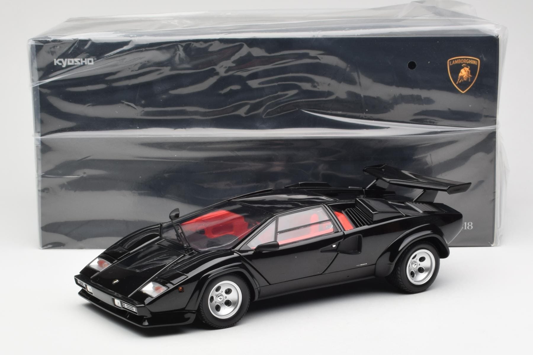 Lamborghini Countach LP 5000 Quattrovalvole Czarny Kyosho 1:18 08320BK Metal — zdjęcie 8 z 8