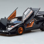 Lamborghini Countach LP500S Walter Wolf Ciemny Niebieski Kyosho 1:18 - image 2 of 11