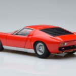 Lamborghini Miura SV Czerwony AUTOart 1:18 - image 7 of 8