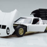 Lamborghini Miura SV Biały AUTOart 1:18 - image 2 of 8