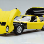 Lamborghini Miura SV Żółty Kyosho 1:18 - image 2 of 11