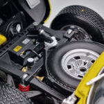 Lamborghini Miura SV Żółty Kyosho 1:18 - image 10 of 11