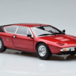 Lamborghini Urraco P250 Czerwony Kyosho 1:18 - image 6 of 10