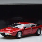 Lamborghini Urraco P250 Czerwony Kyosho 1:18 - image 10 of 10
