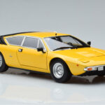 Lamborghini Urraco Żółty Kyosho 1:18 - image 6 of 10