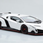 Lamborghini Veneno Biały AUTOart 1:18 - image 6 of 8