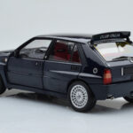 Lancia Delta HF Integrale Club Italia Niebieski Kyosho 1:18 - image 7 of 8