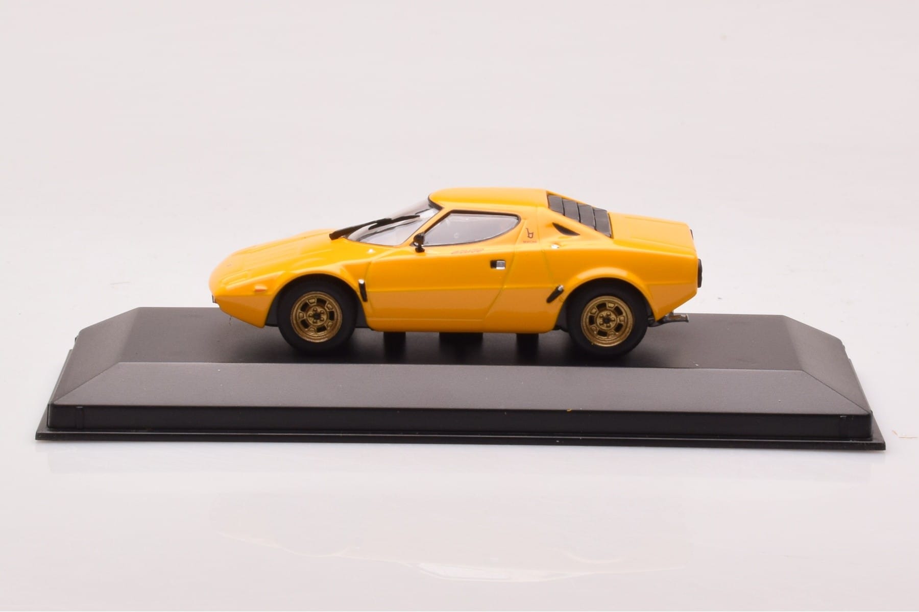 Lancia Stratos Żółty Minichamps 1:43 430125020 Metal