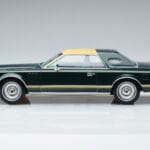 Lincoln Continental Mark V Ciemny Zielony MCG 1:18 MCG18404 Metal - image 3 of 6