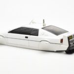 Lotus Esprit Type 79 James Bond The Spy Who Loved Me Submarine Biały AUTOart 1:18 - image 4 of 8