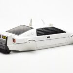 Lotus Esprit Type 79 James Bond The Spy Who Loved Me Submarine Biały AUTOart 1:18 - image 5 of 8