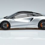 McLaren Artura Srebrny GT Spirit 1:18 GT873 Żywica - image 3 of 6