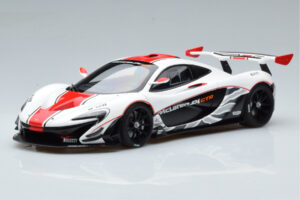 McLaren P1 GTR Błyszczący Biały Z Czerwonymi Paskami AUTOart 1:18